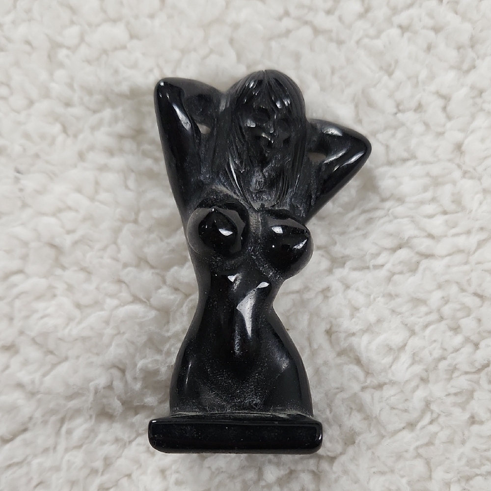 Elegant Black Stone (Onyx?) Figurine   Crystal Godess Magick NWOT